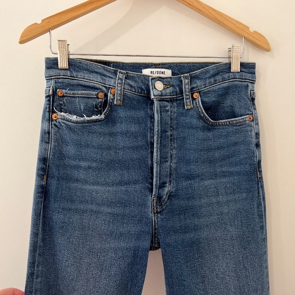 RE/DONE 70s Ultra High Rise Stove Pipe Jeans, Size 29, in Vintage Indigo Destroy - Picture 9 of 16